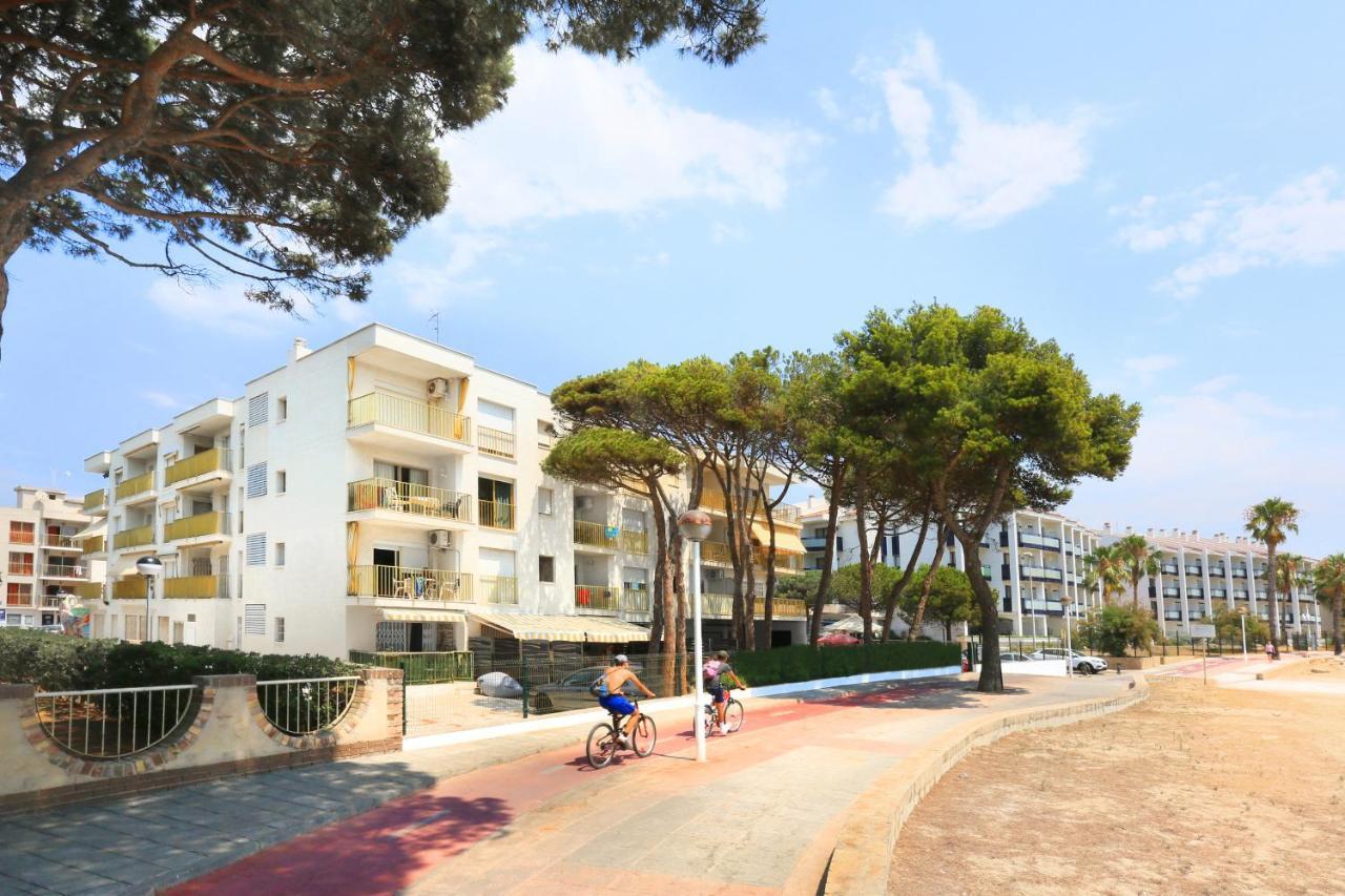 Playmar Litoral Costa Dorada - Only Families Cambrils Exterior foto