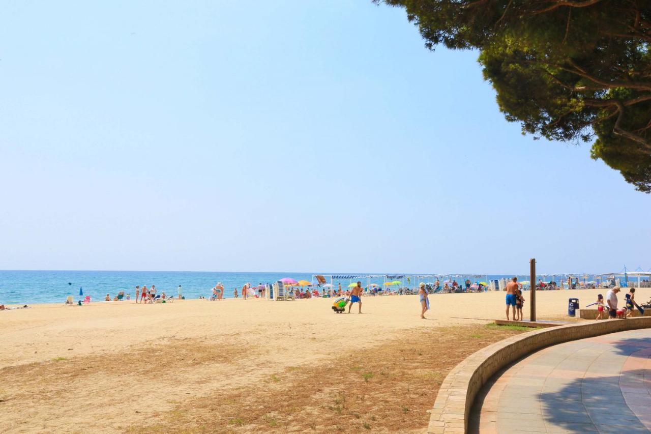 Playmar Litoral Costa Dorada - Only Families Cambrils Exterior foto