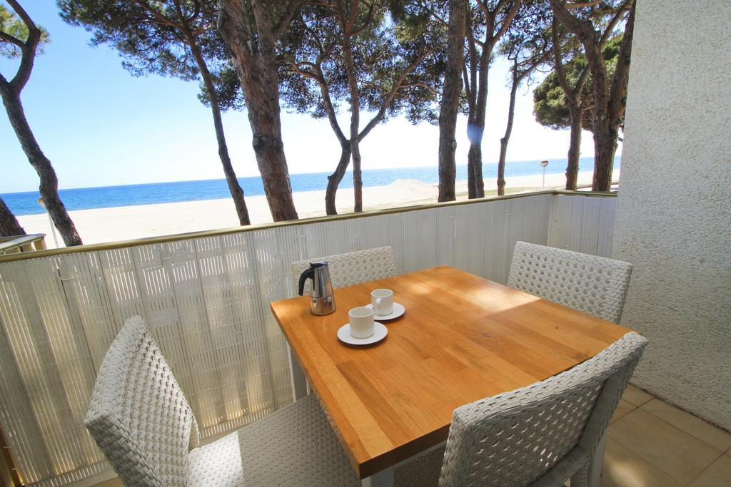 Playmar Litoral Costa Dorada - Only Families Cambrils Exterior foto